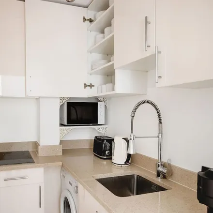 Rent this 1 bed apartment on London in W2 3DA, United Kingdom