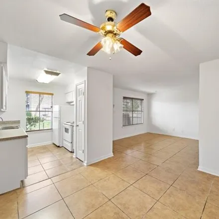 Image 5 - 61st Street, Galveston, TX 77551, USA - Apartment for rent
