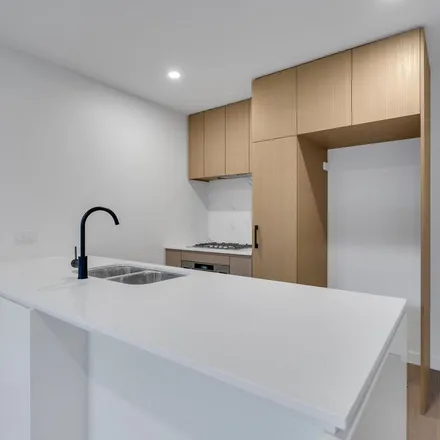 Rent this 2 bed apartment on Linden Avenue in Ivanhoe VIC 3079, Australia