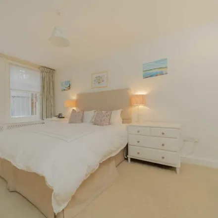 Rent this 3 bed apartment on The Queen’s Club in Palliser Road, London