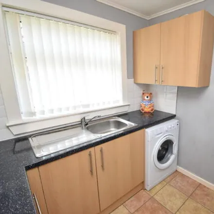 Image 5 - Greenlaw Crescent, Paisley, PA1 3RS, United Kingdom - Apartment for sale