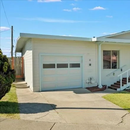 Buy this 2 bed house on 6 Iris Court in South San Francisco, CA 94080