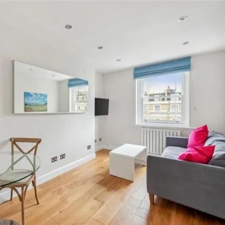 Rent this 1 bed room on 98 Inverness Terrace in London, W2 3LD