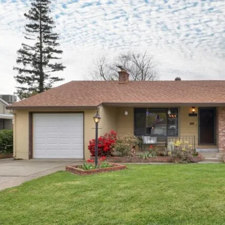 Buy this 3 bed house on 2574 Brentley Drive in Sacramento, CA 95822
