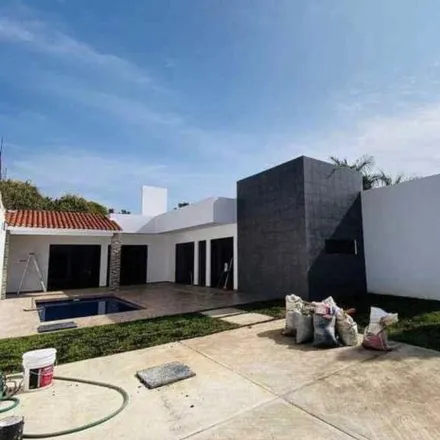 Buy this 3 bed house on Avenida Subida a Chalma in Lomas de Tzompantle, 62130 Cuernavaca
