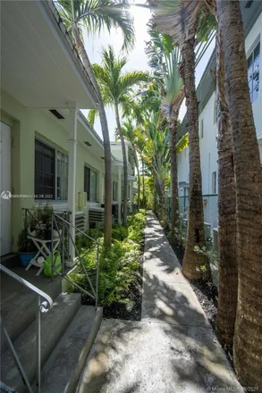 Image 2 - 1561 Lenox Avenue, Miami Beach, FL 33139, USA - Condo for rent