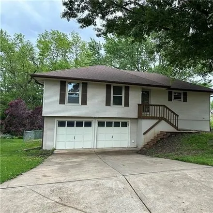 Buy this 3 bed house on 21 Northwest 101st Terrace in Kansas City, MO 64155