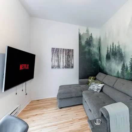 Image 5 - Montreal, QC H1V 1Y7, Canada - Apartment for rent