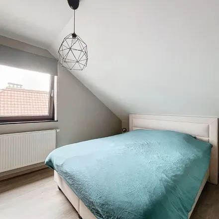 Rent this 3 bed apartment on Sint-Servaasstraat 73 in 1850 Grimbergen, Belgium