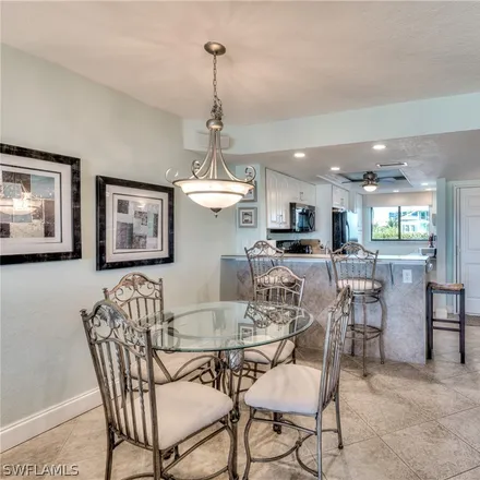 Image 8 - Castle Beach, Estero Boulevard, Fort Myers Beach, Lee County, FL 33931, USA - Condo for sale