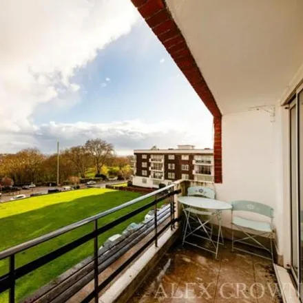 Image 9 - Neville's Court, London, NW2 6HQ, United Kingdom - Apartment for sale