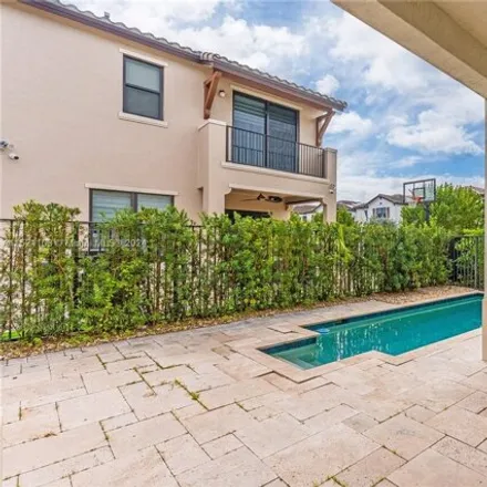 Image 4 - 3396 West 98th Place, Hialeah, FL 33018, USA - House for sale