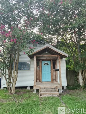 Rent this 2 bed house on 913 Louisa Avenue