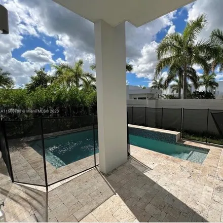 Image 4 - 10324 Northwest 68th Terrace, Doral, FL 33178, USA - House for sale