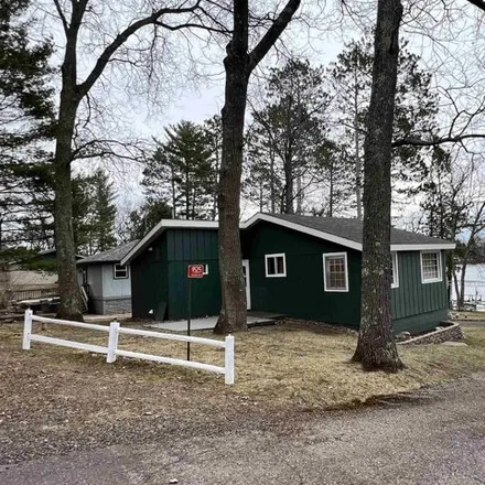 Image 5 - 9511 South Buskey Bay Drive, Iron River, WI 54847, USA - House for sale