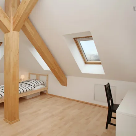 Rent this 2 bed room on Holzmannstraße 2 in 12099 Berlin, Germany