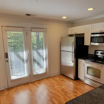Image 4 - 1915 Treetop Drive, Country Green, Charlottesville, VA 22903, USA - Townhouse for rent