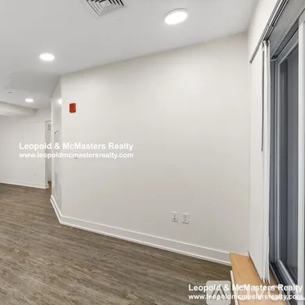 Image 8 - 20 Penniman Rd, Unit 404 - Apartment for rent