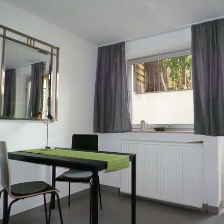 Rent this 1 bed apartment on Kapellenstraße 44 in 65439 Flörsheim, Germany