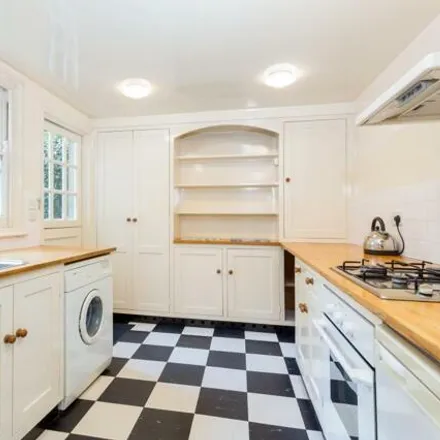 Rent this studio apartment on 184 Regent's Park Road in Primrose Hill, London