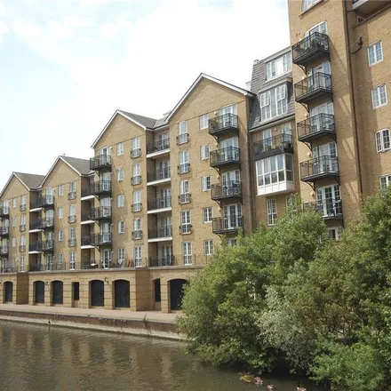 Image 2 - Riverside House, Simmonds Street, Katesgrove, Reading, RG1 6QF, United Kingdom - Apartment for rent