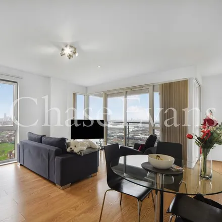 Rent this 1 bed apartment on Panoramic Tower in 6 Hay Currie Street, London