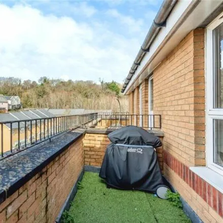 Buy this 3 bed apartment on Mathew House in 12;14;16;18;20;22;24;26;28;30;32;34;36;38 Woodacre, Bristol