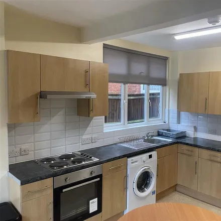 Image 4 - Parkfield Road, Willesden Green, London, NW10 2BG, United Kingdom - Townhouse for rent