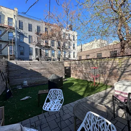Image 3 - 808A Bergen Street, New York, NY 11238, USA - Townhouse for rent