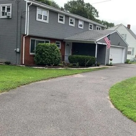 Image 2 - 650 Bunker Hill Ave, Waterbury, Connecticut, 06708 - House for sale