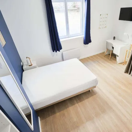 Rent this 3 bed room on 10 Rue des Fossés in 59800 Lille, France