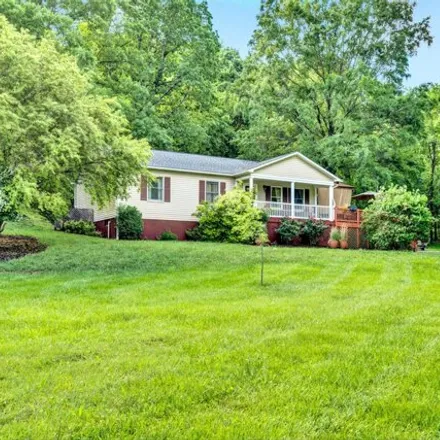 Buy this 3 bed house on 3412 Poff Lane in Cave Spring, VA 24018