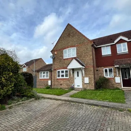 Buy this 5 bed house on unnamed road in Rickmansworth, WD3 3LY