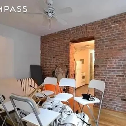 Rent this 3 bed house on 402 East 69th Street in New York, NY 10065