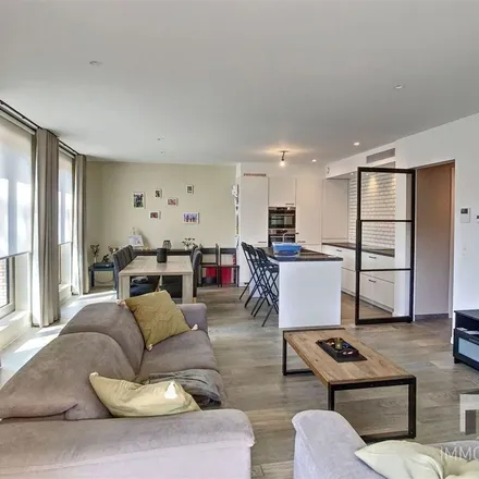 Rent this 3 bed apartment on Schaluinveld 1 in 3290 Diest, Belgium