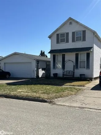 Buy this 2 bed house on 2858 Avenue K in Fort Madison, IA 52627
