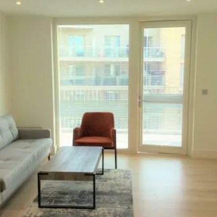Rent this 2 bed apartment on Fitzroy Court in Garnet Place, London