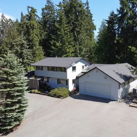 Buy this 6 bed house on 2223 East Lindberg Road in Port Angeles, WA 98362