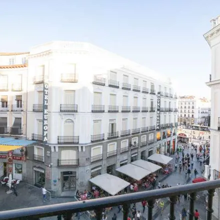 Image 3 - Puerta del Sol, Calle de Carretas, 28013 Madrid, Spain - Apartment for rent