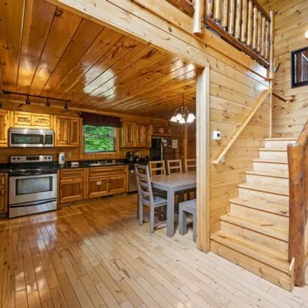 Image 5 - 2150 Loafers Glory Way, Gatlinburg, Tennessee, 37738 - House for sale