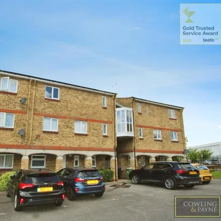 Rent this 1 bed apartment on Calvert Drive in Basildon, SS13 1TD