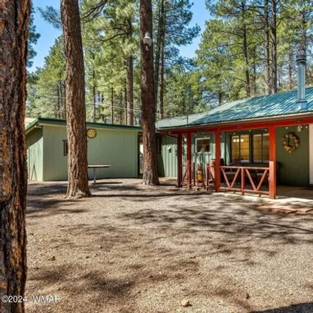Buy this 2 bed house on 1727 Anglers Road in Navajo County, AZ 85929