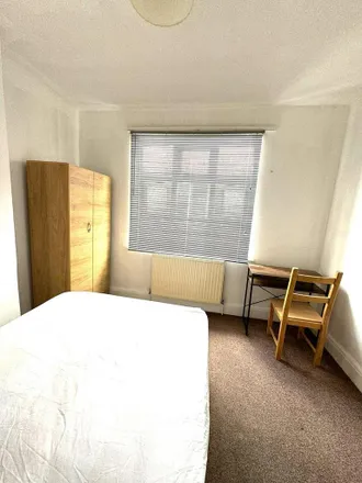 Image 2 - Slough Lane, Church Lane, London, NW9 8LE, United Kingdom - Room for rent