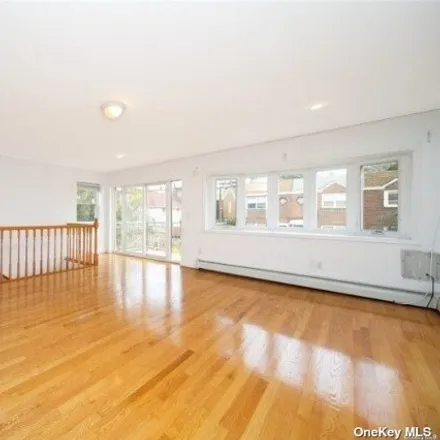 Rent this 3 bed house on 10-10 116th Street in New York, NY 11356