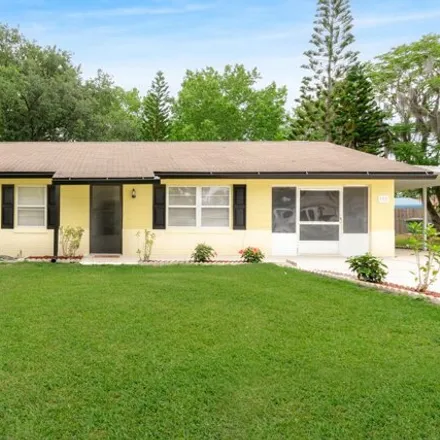 Buy this 3 bed house on 110 Magnolia Avenue in Putnam County, FL 32131
