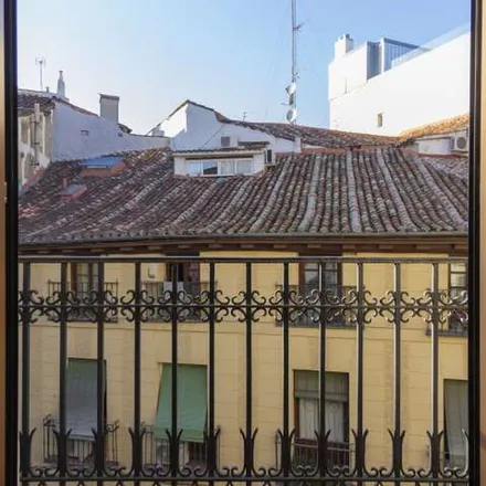 Image 4 - Taller Puntera S.L., Plaza del Conde de Barajas, 4, 28005 Madrid, Spain - Apartment for rent