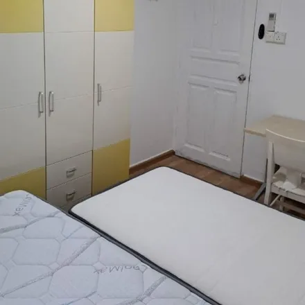 Rent this 1 bed apartment on Lorong 25 Geylang in Singapore 388309, Singapore