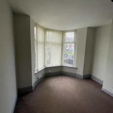 Rent this 1 bed room on Oxford Street in Barnsley, S70 4PH