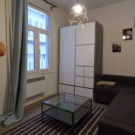 Rent this 1 bed apartment on Rue Saint-Michel - Sint-Michielsstraat 24 in 1000 Brussels, Belgium
