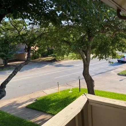 Buy this 1 bed condo on 5607 Harvest Hill Road in Dallas, TX 75230